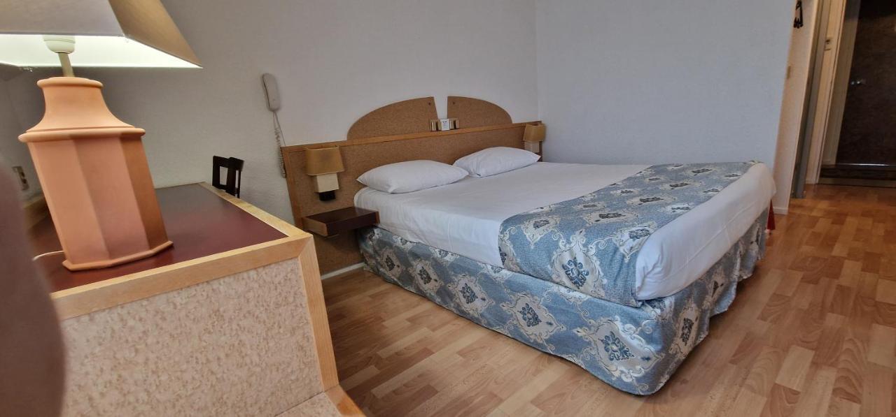 Kyriad Direct Arpajon Εξωτερικό φωτογραφία