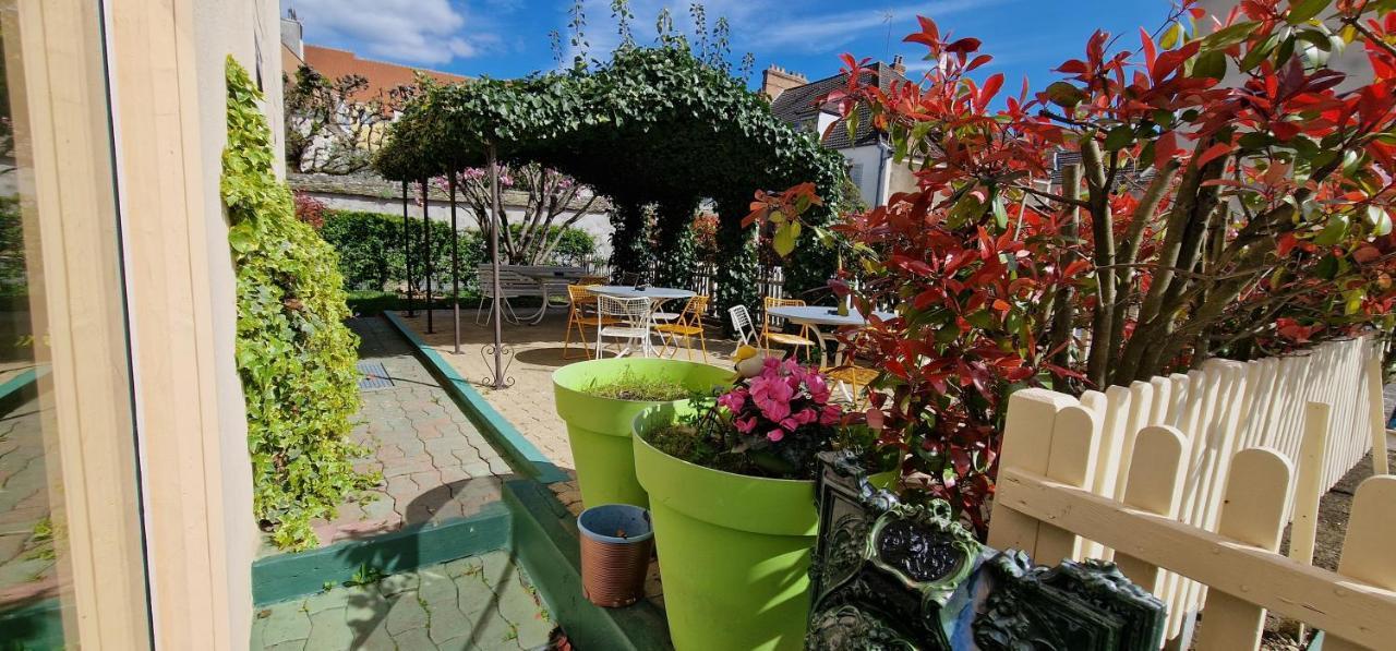 Kyriad Direct Arpajon Εξωτερικό φωτογραφία